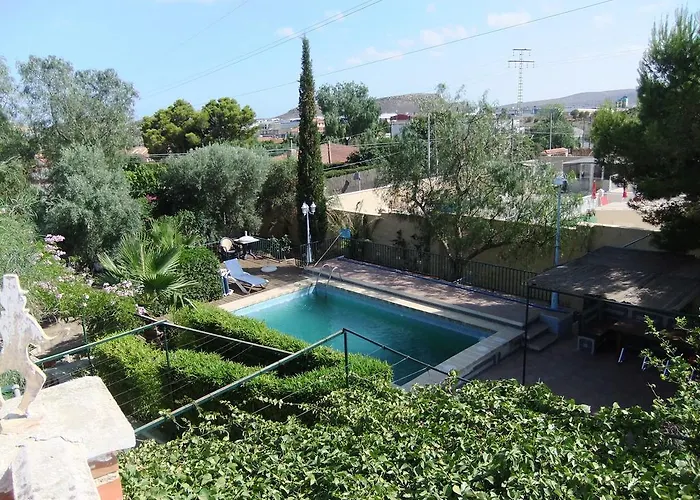 Semesterbostad La Serreta